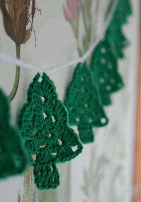 Craft'd Shanghai - Crochet Christmas Decorations (Granny Square)