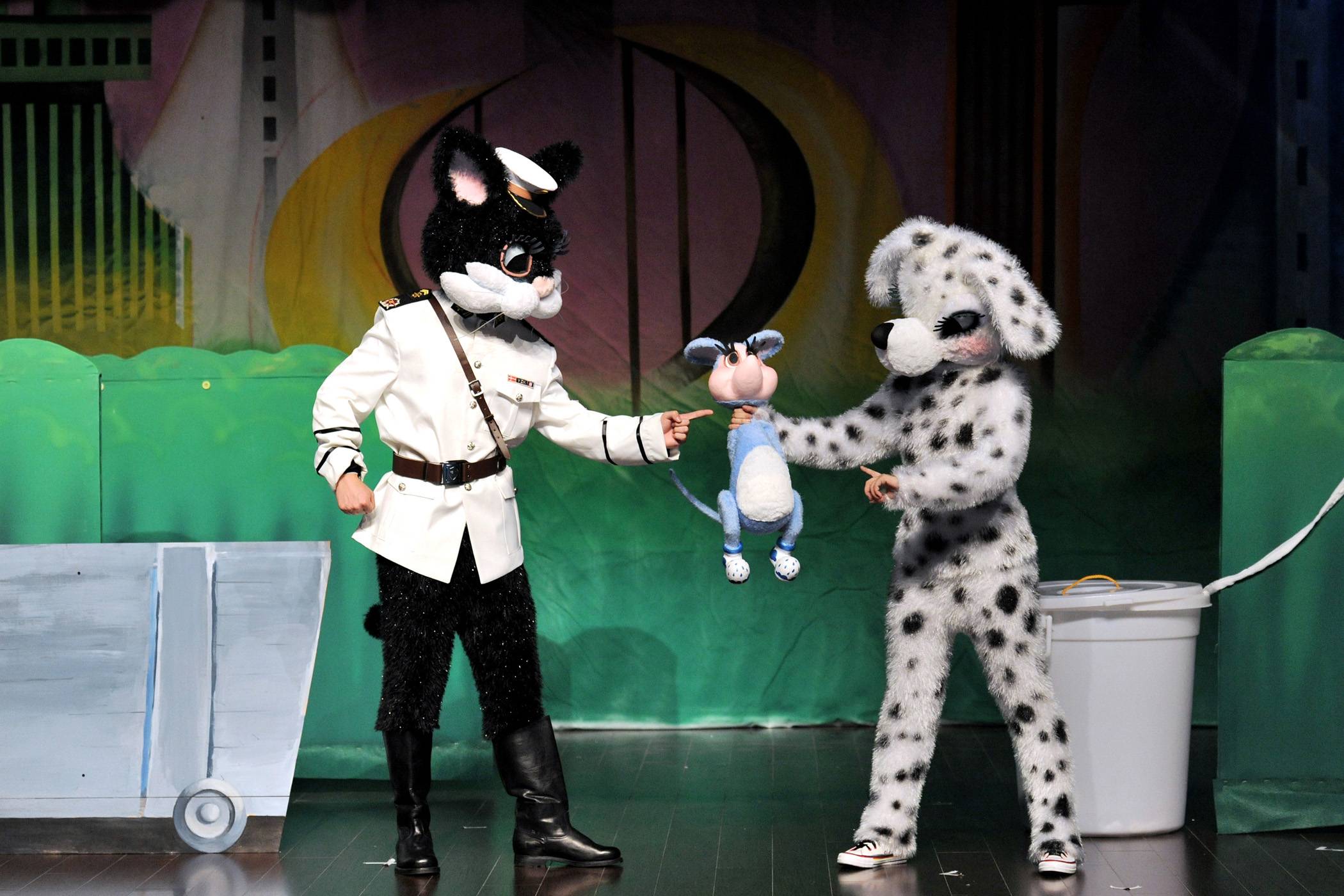 卡通人偶剧-《黑猫警长在行动》