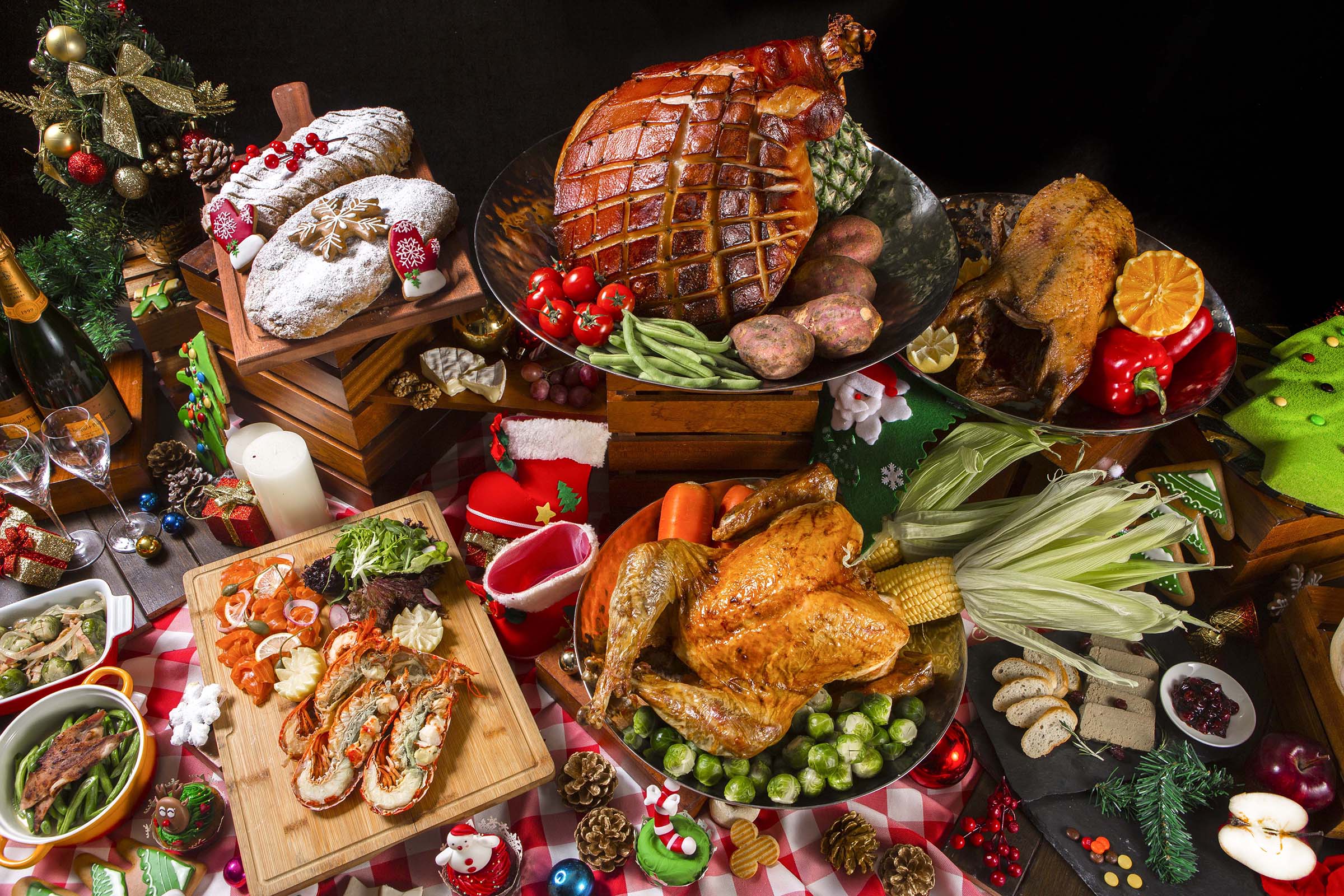 Traditional Xmas Eve Dinner - Jolly X'Mas Lunch & Merry X'mas Dinner To You! Christmas ...