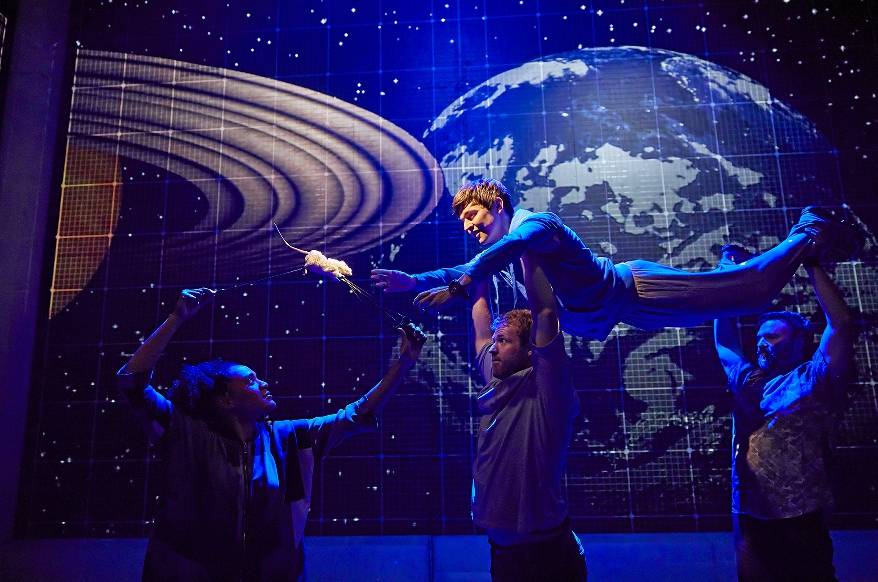 National Theatre: The Curious Incident of the Dog in the Night-Time Shanghai