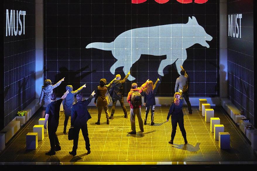 National Theatre: The Curious Incident of the Dog in the Night-Time Shanghai