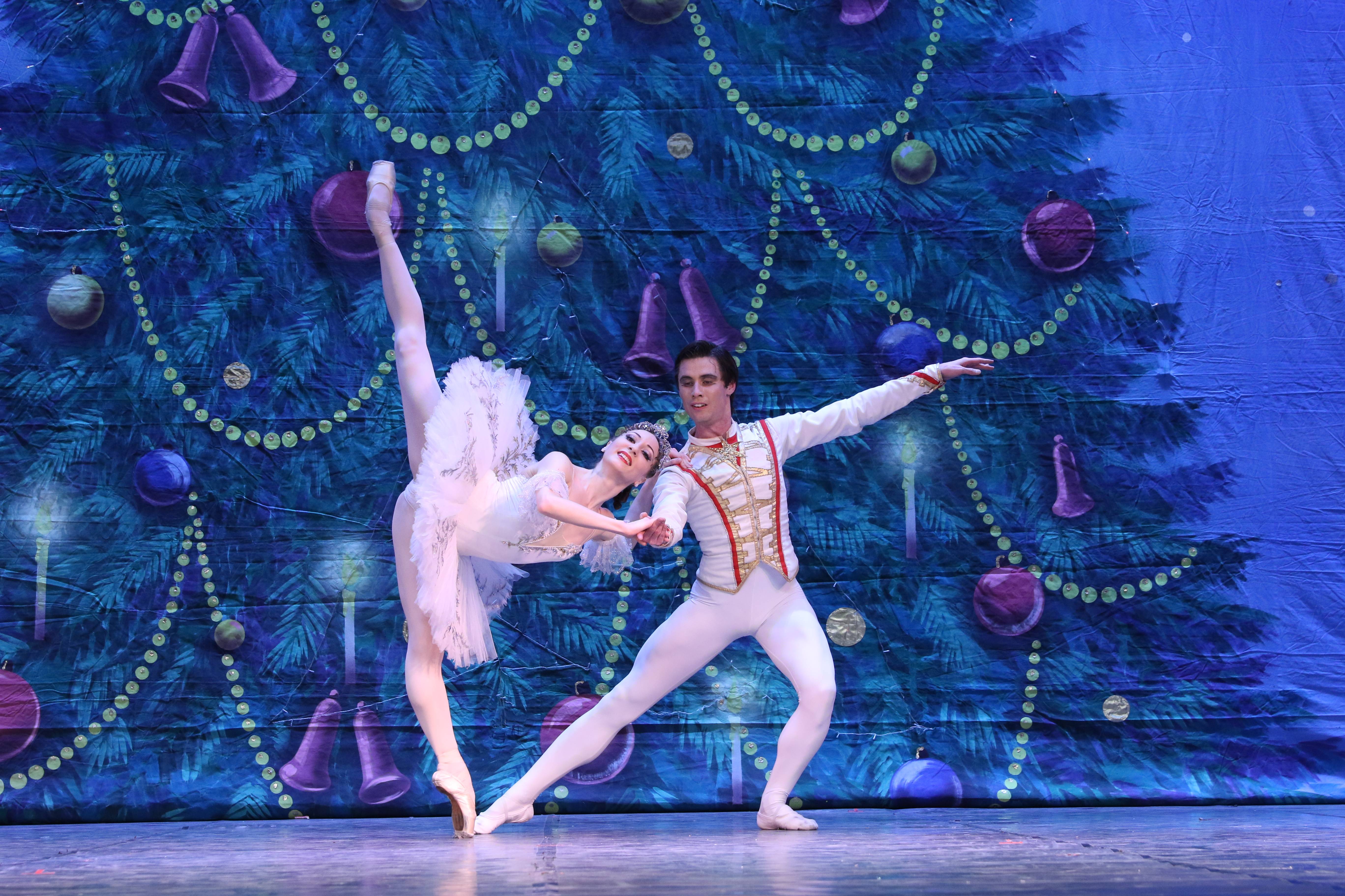 Buy Russian State Ballet The Nutcracker Stage Tickets Shanghai
