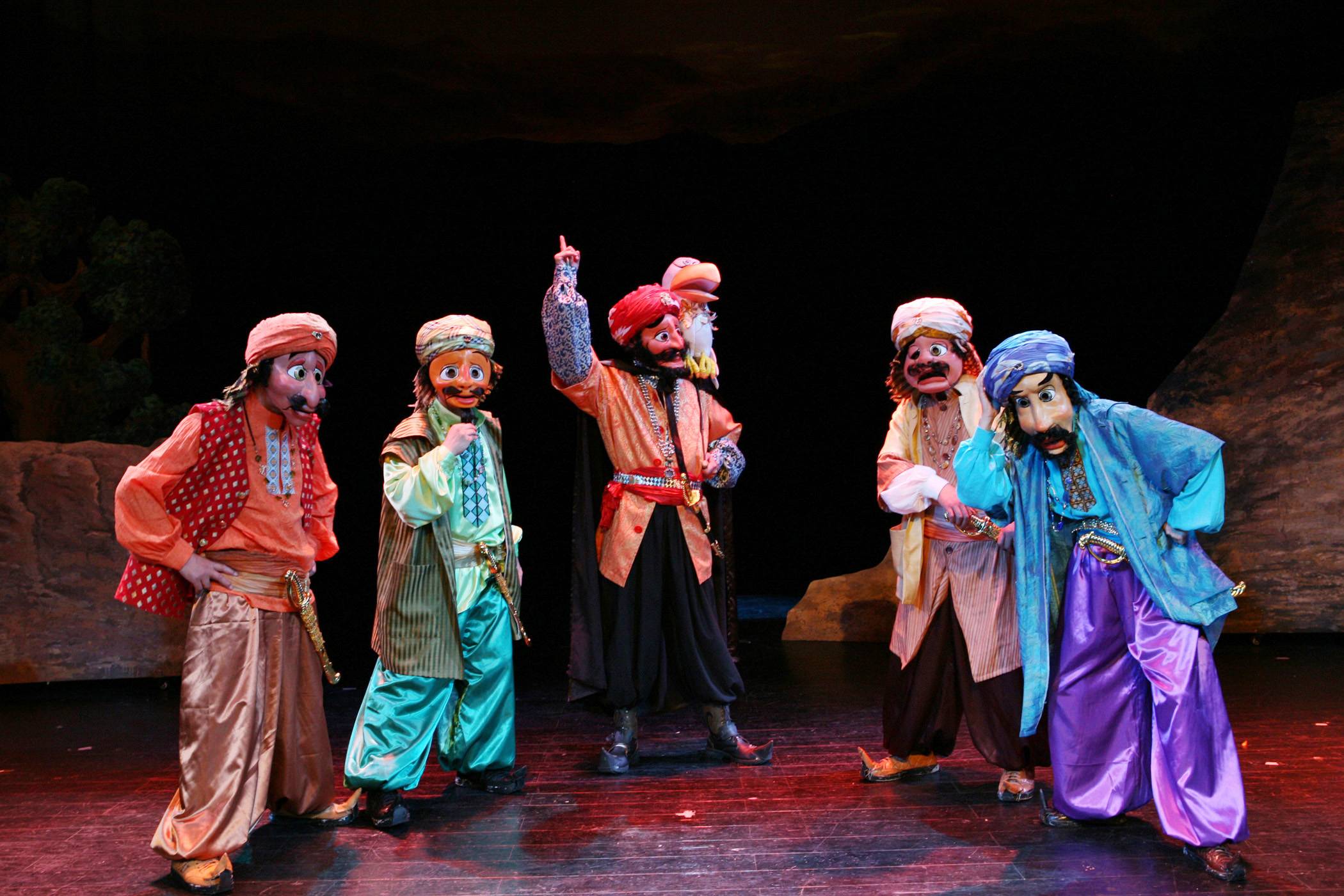 大型人偶剧阿里巴巴