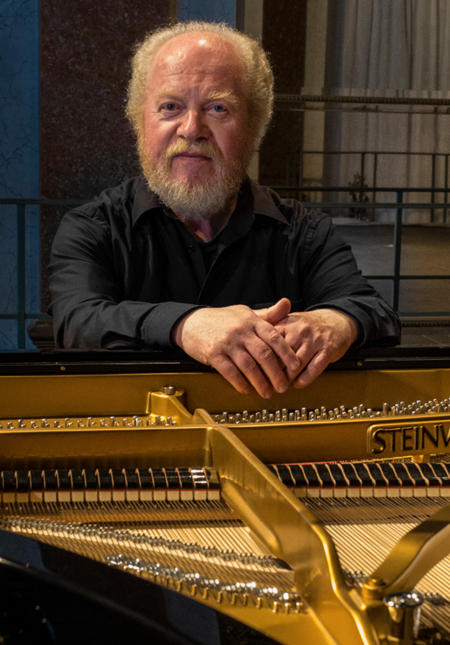 Gerhard Oppitz and Shanghai Quartet Performs Brahms