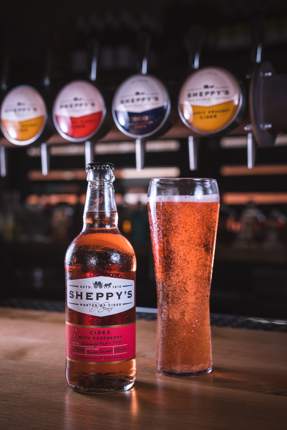 我们这里有世涛啤酒(stout),印度爱尔啤酒(ipa)小麦啤酒(wheat beer)