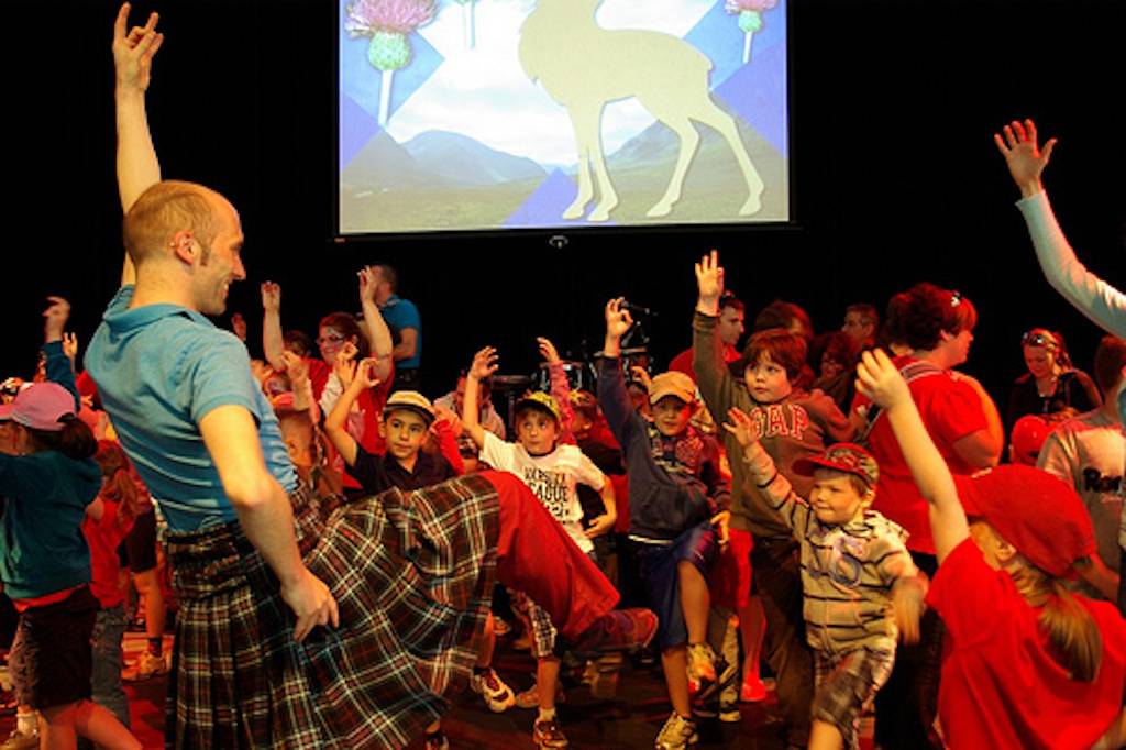 英国亲子环球热舞剧场派对《跳舞吧!宝贝》