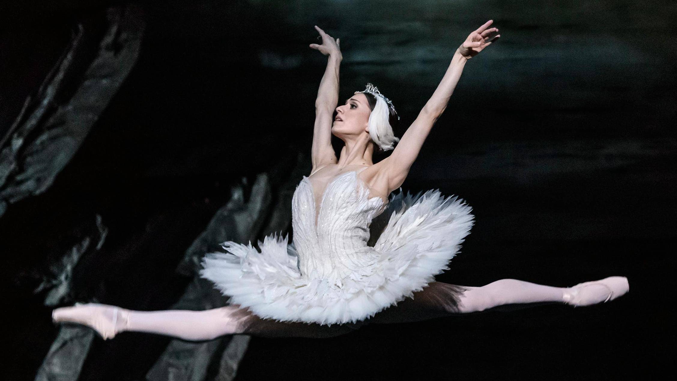 英国皇家芭蕾舞团呈现天鹅湖影像放映