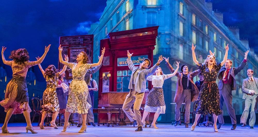 美国百老汇英文原版音乐剧 《an american in paris 一个美国人在巴黎