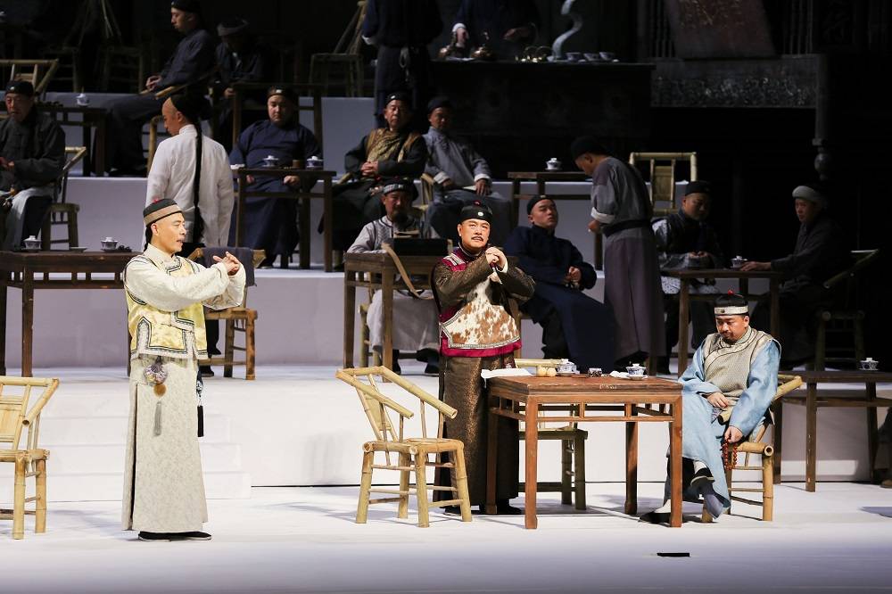 李六乙导演作品四川人民艺术剧院四川话剧版茶馆