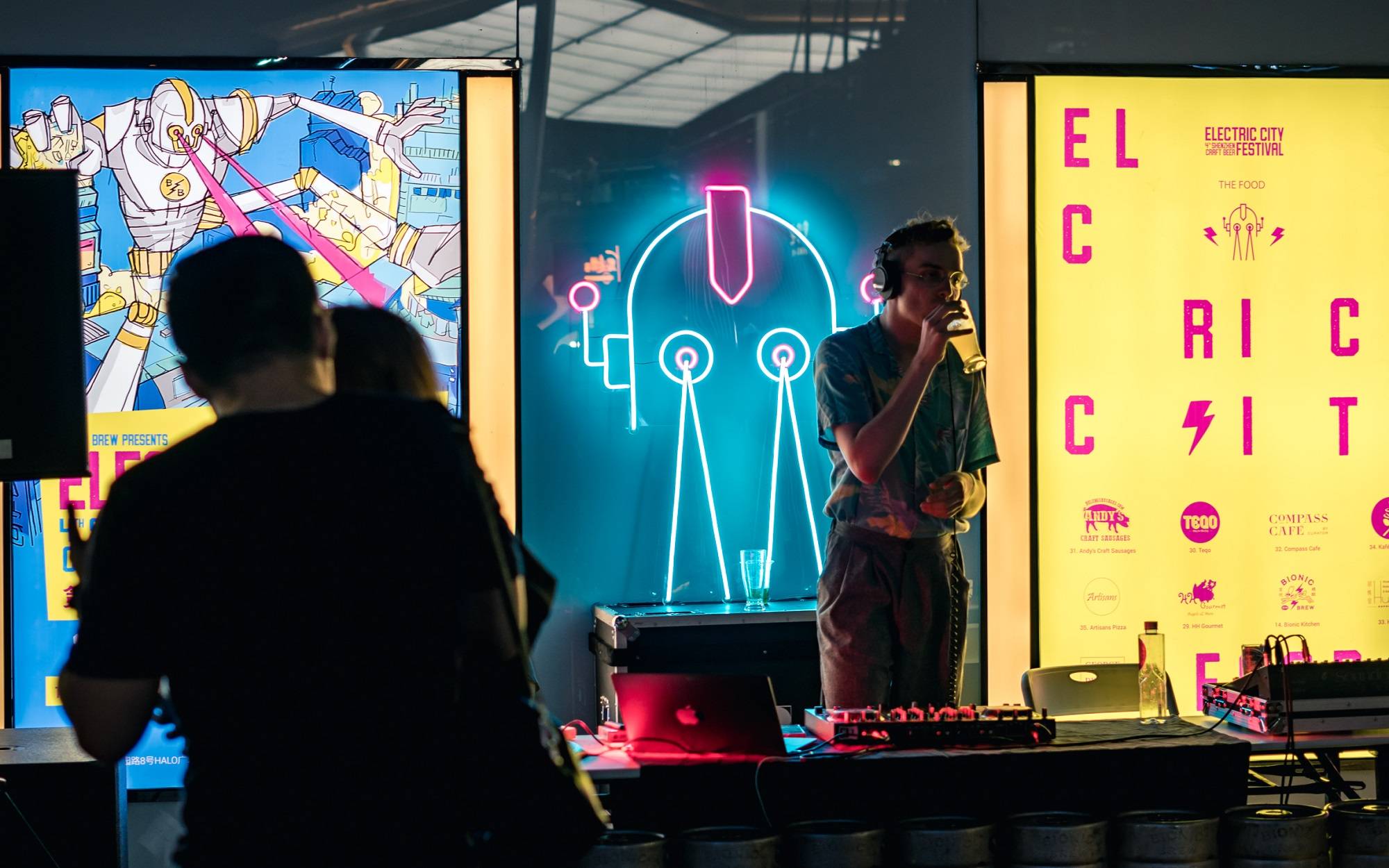 Buy 5th「Electric City」Annual Shenzhen Craft Beer Festival Experiences