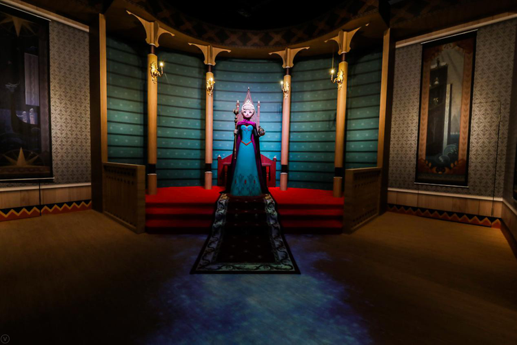 冰雪奇缘梦幻特展开启一段绚丽的魔法冒险