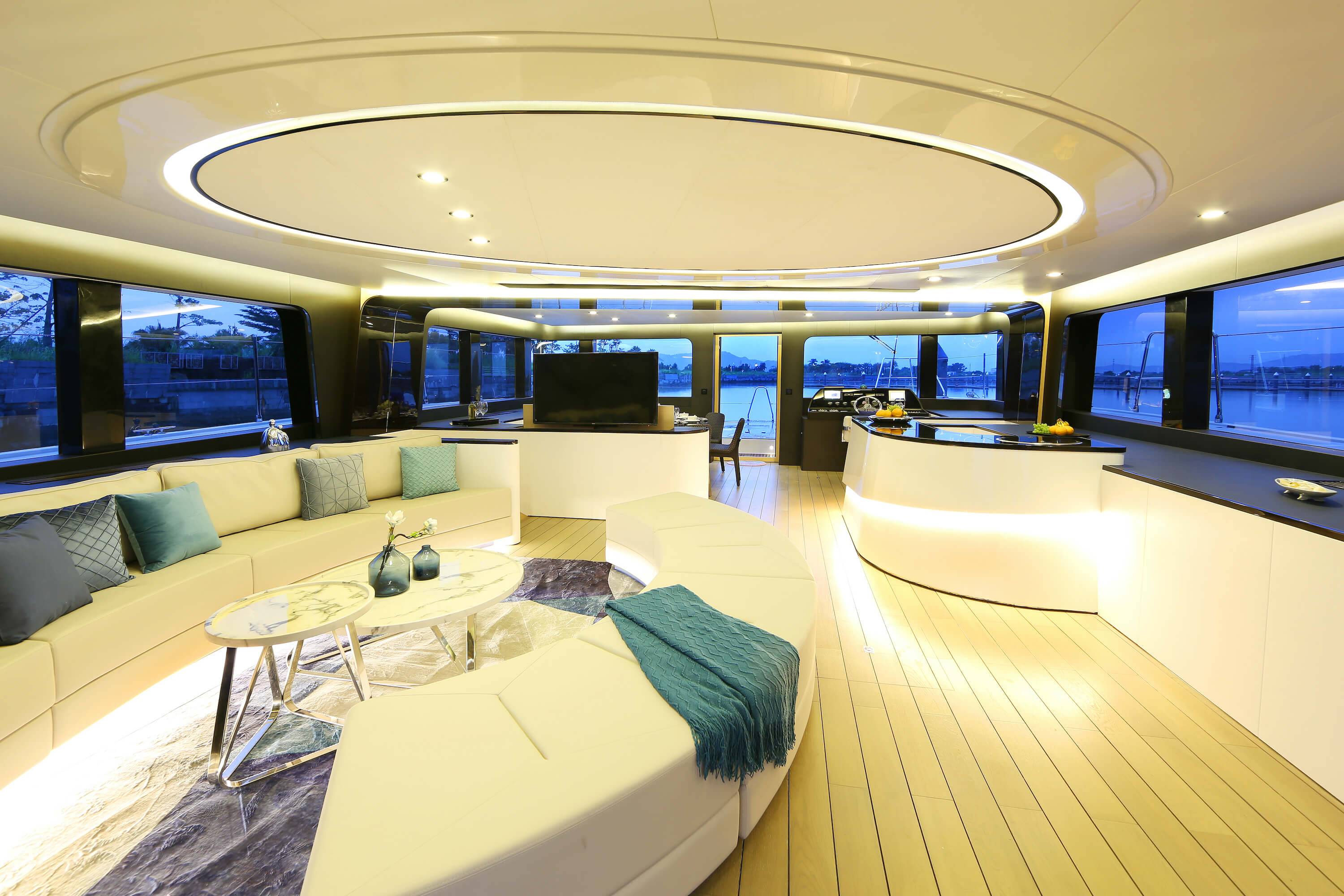 private yacht in shanghai