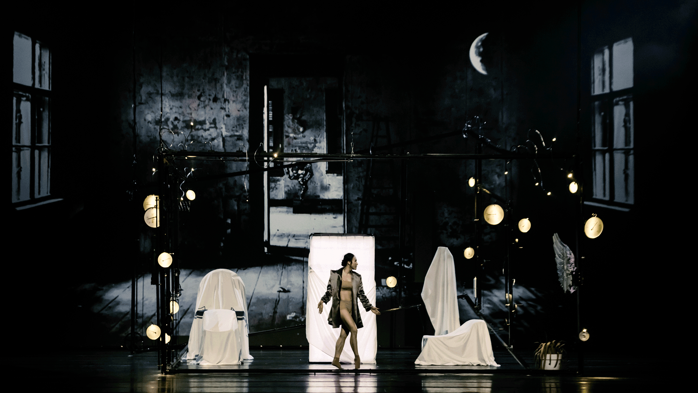 张娅姝舞蹈剧场《2月3日·晴》