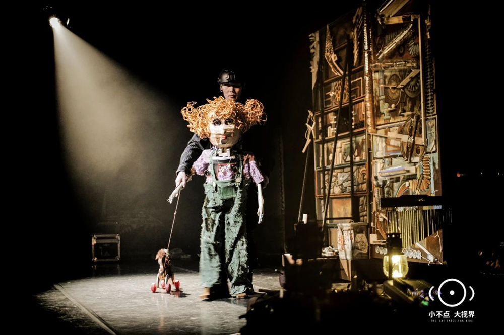 深圳蒸汽朋克光影人偶剧场波萨与鱼人鸟