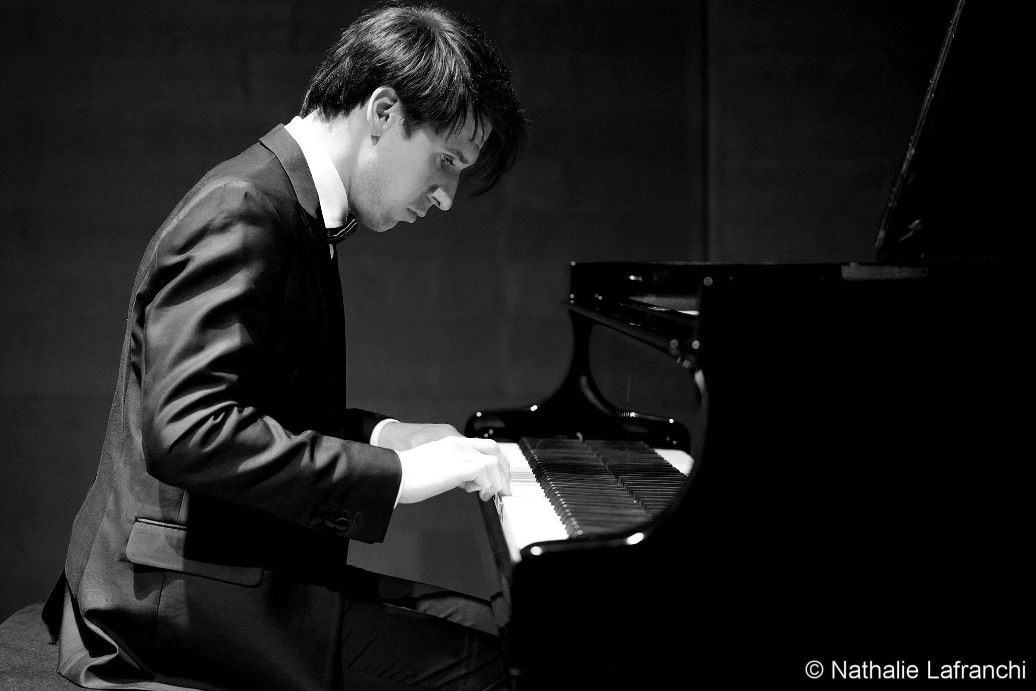 "一个人的古典"系列演出 - 维塔利·皮萨连科钢琴独奏音乐会