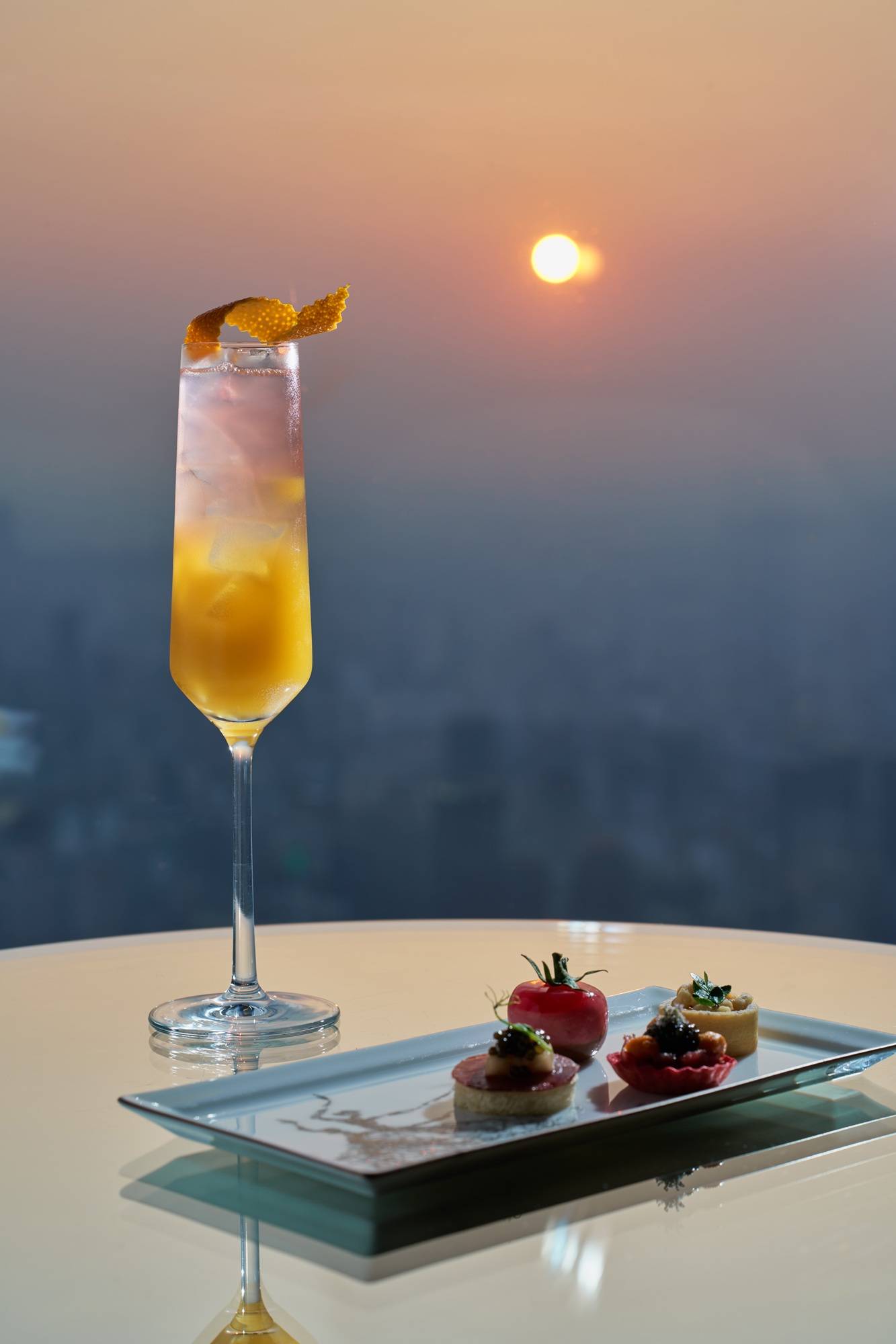 HEAVENLY JIN BAR SUNSET PACKAGE