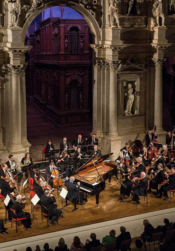 Sir András Schiff and Cappella Andrea Barca (I)